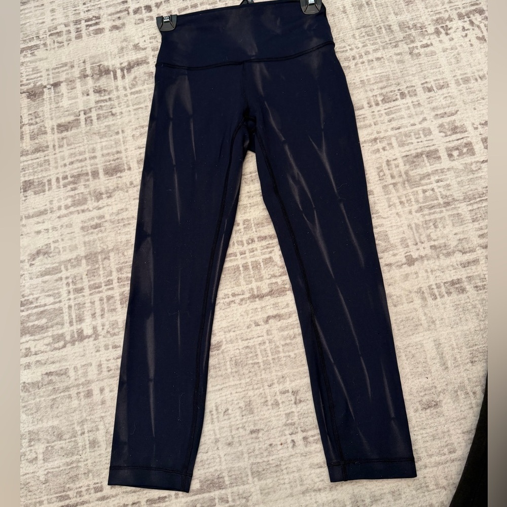 Lululemon Athletica Dark Blue Leggings with Lighter Blue Accents